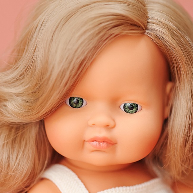 Lalka dziewczynka Miniland My Friends & Me - Europejka Ciemny Blond 38 cm
