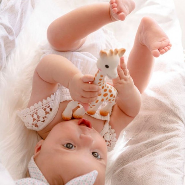 Zestaw upominkowy Żyrafa Sophie la girafe z przytulanką