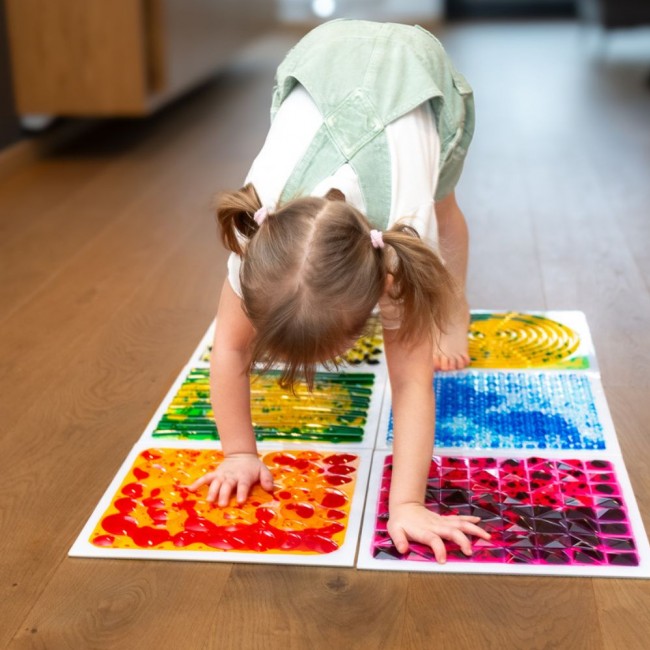 Ścieżka sensoryczna Tullo - sensoryczne płytki z cieczą fakturowe 30 cm 6 szt.