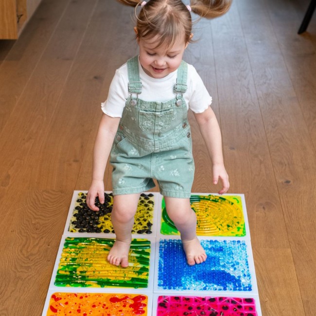 Ścieżka sensoryczna Tullo - sensoryczne płytki z cieczą fakturowe 30 cm 6 szt.
