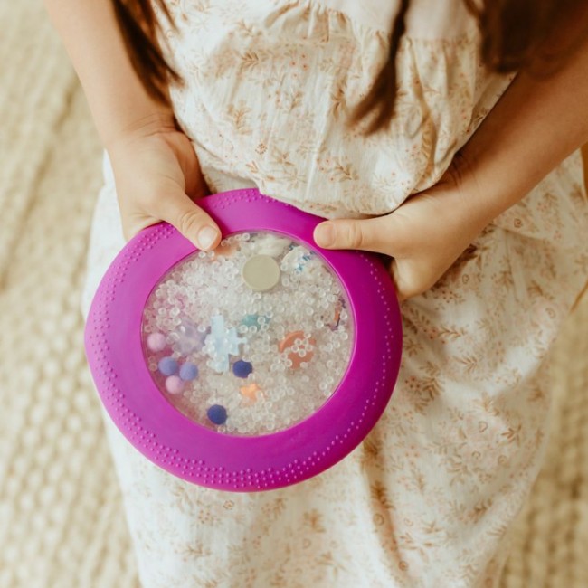 Sensoryczny dysk z figurkami A-Ku-Ku! Peekaboo Jellystone - Galaktyka