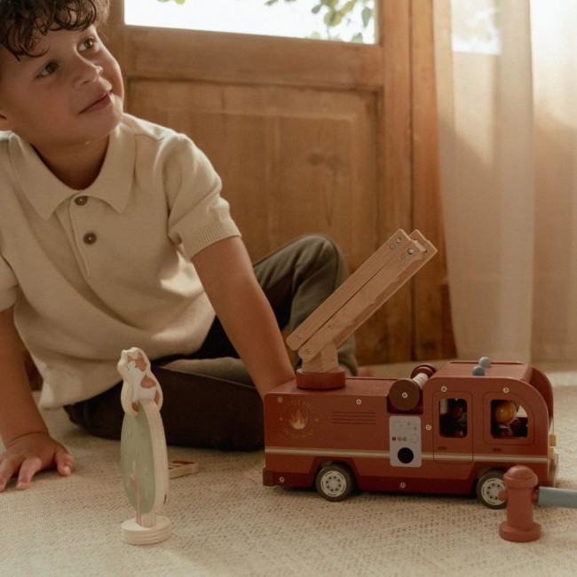 Wóz strażacki z figurkami Little Dutch