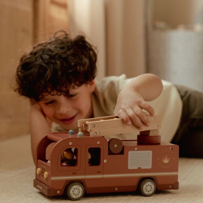 Wóz strażacki z figurkami Little Dutch