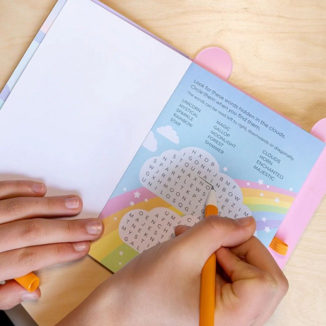 Książeczka pełna łamigłówek, labiryntów i gier Tiger Tribe - Jednorożce