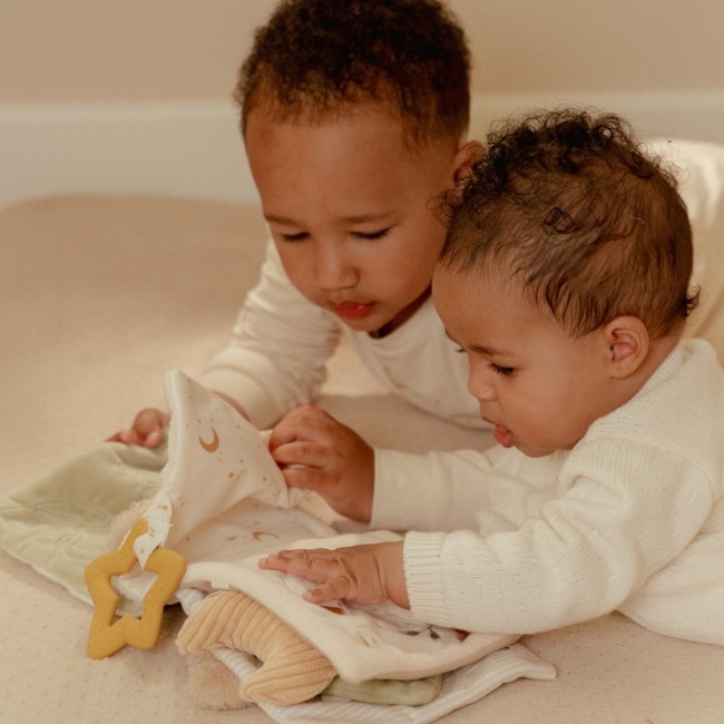 Duża książeczka aktywizująca Little Dutch - Newborn Naturals