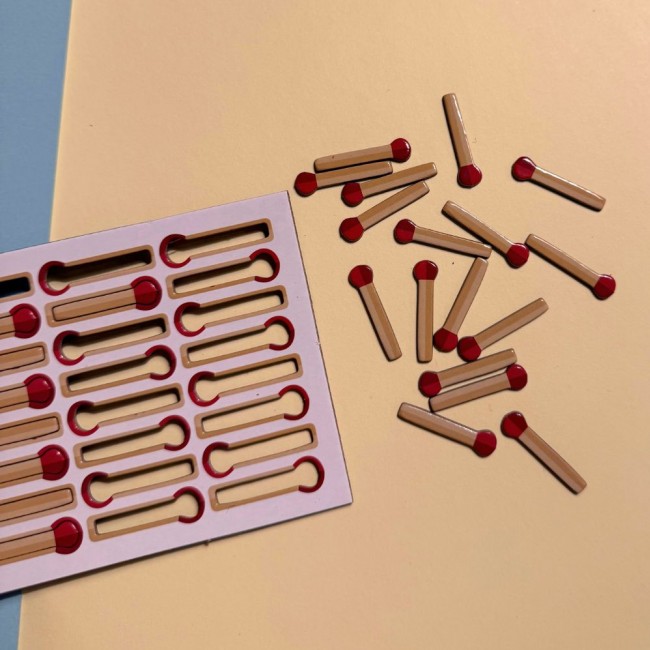 Podróżna gra magnetyczna The Purple Cow - Gra w zapałki