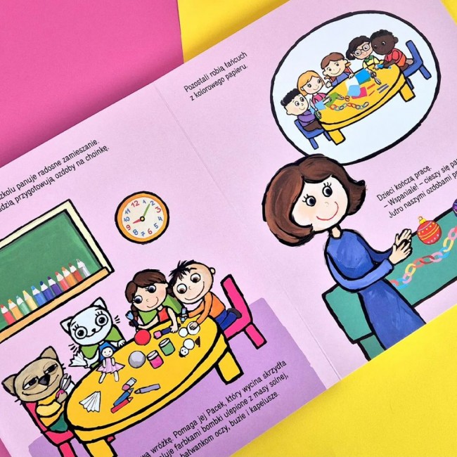 Książka z grą "Kicia Kocia Drużyna Gwiazdki" Wydawnictwo Media Rodzina