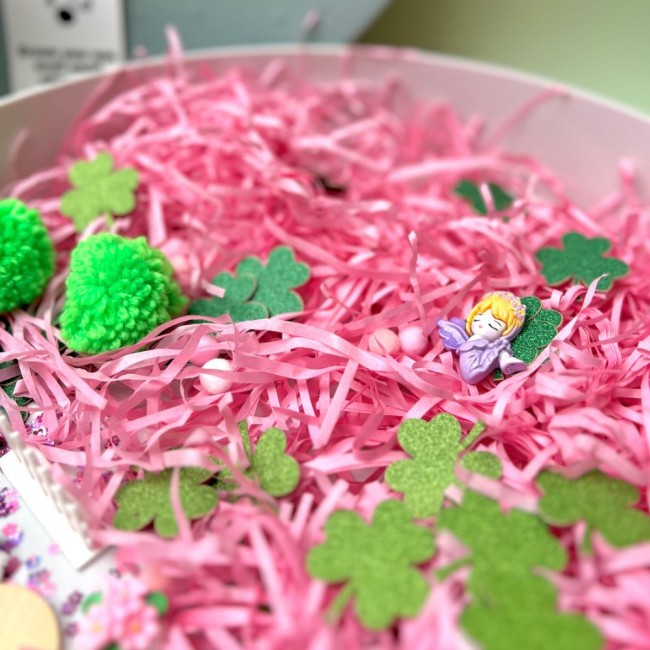 Zestaw sensoryczny Jellystone - Zaczarowany Ogród - wkład do tacki sensorycznej Play Tray