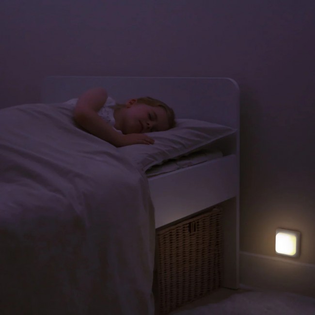 Przenośna lampka nocna Cloud B - świecąca kostka - Kosmos