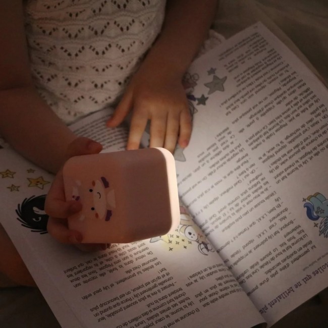 Przenośna lampka nocna Cloud B - świecąca kostka - Jednorożec Lily