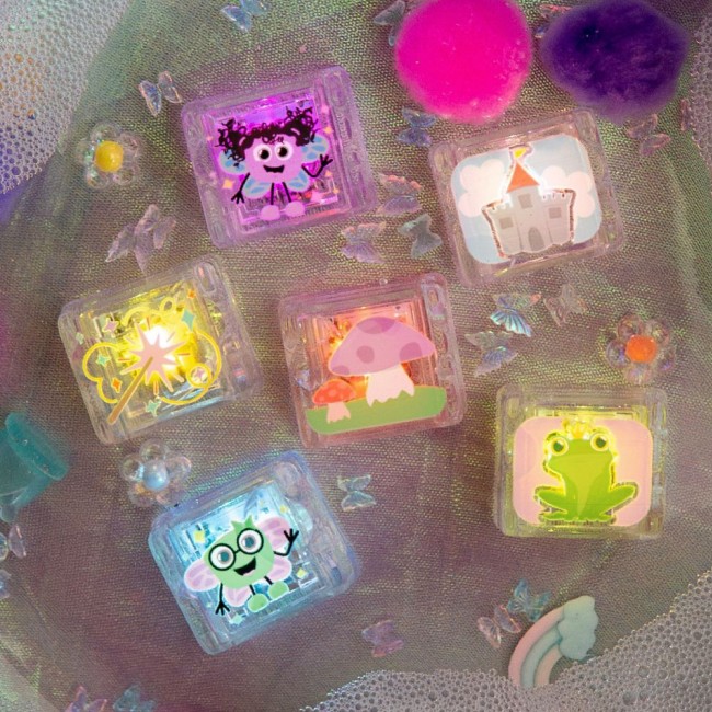 Kostki sensoryczne świecące w wodzie Glo Pals - Wróżki 6 szt.