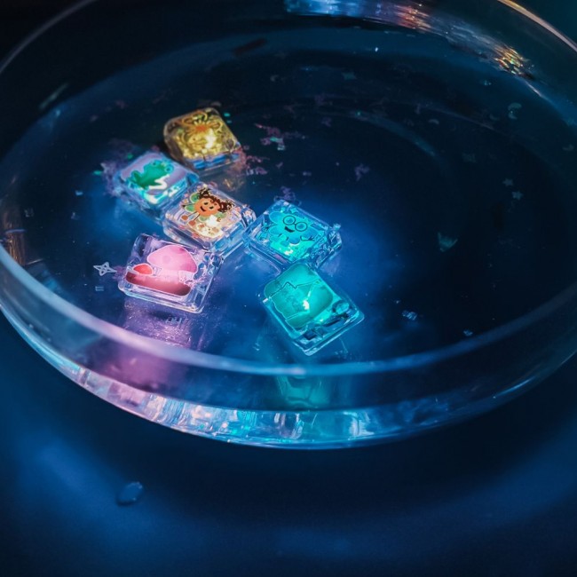 Kostki sensoryczne świecące w wodzie Glo Pals - Wróżki 6 szt.