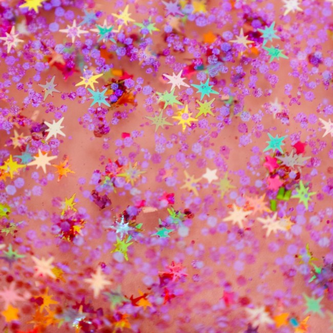 Zestaw sensorycznych akcesoriów do słoików Glo Pals - Kosmos