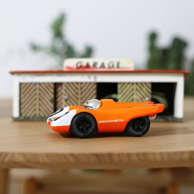 Samochód wyścigowy Zemonsta Playforever - Egon