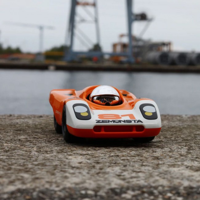 Samochód wyścigowy Zemonsta Playforever - Egon