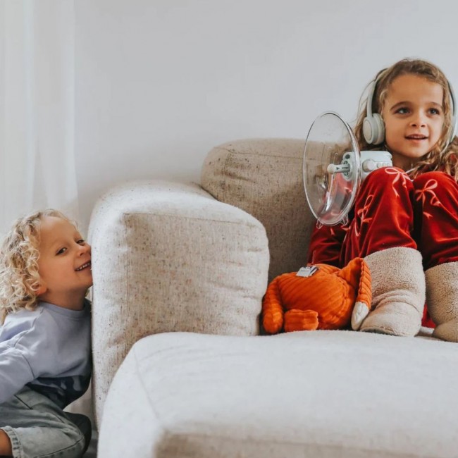 Wzmacniacz dźwięku ze słuchawkami Kidywolf