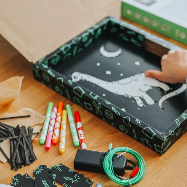 Zestaw do tworzenia świecącej dekoracji ściennej Kidywolf - Kidyneon Dino 3 szt.