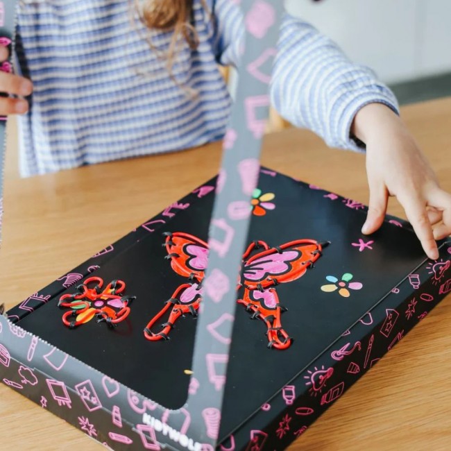 Zestaw do tworzenia świecącej dekoracji ściennej Kidywolf - Kidyneon Bajki 3 szt.