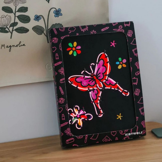 Zestaw do tworzenia świecącej dekoracji ściennej Kidywolf - Kidyneon Bajki 3 szt.