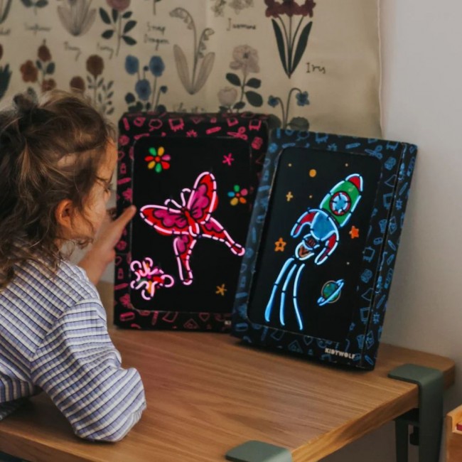 Zestaw do tworzenia świecącej dekoracji ściennej Kidywolf - Kidyneon Bajki 3 szt.